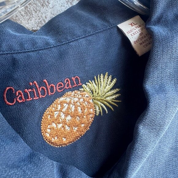 Caribbean Short Sleeve Button Up Collared Parrot Graphic Back Shirt Size XL - Picture 3 of 7